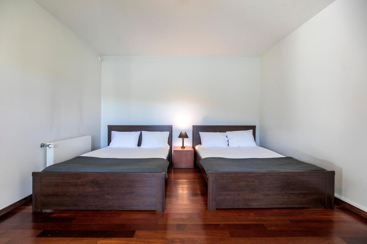 Private - - Abragao Penafiel